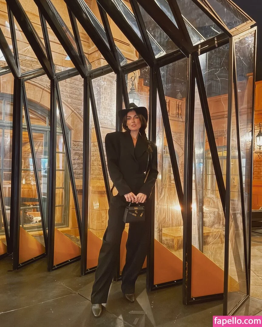 Serinda Swan / serindaswan Onlyfans Photo Gallery 