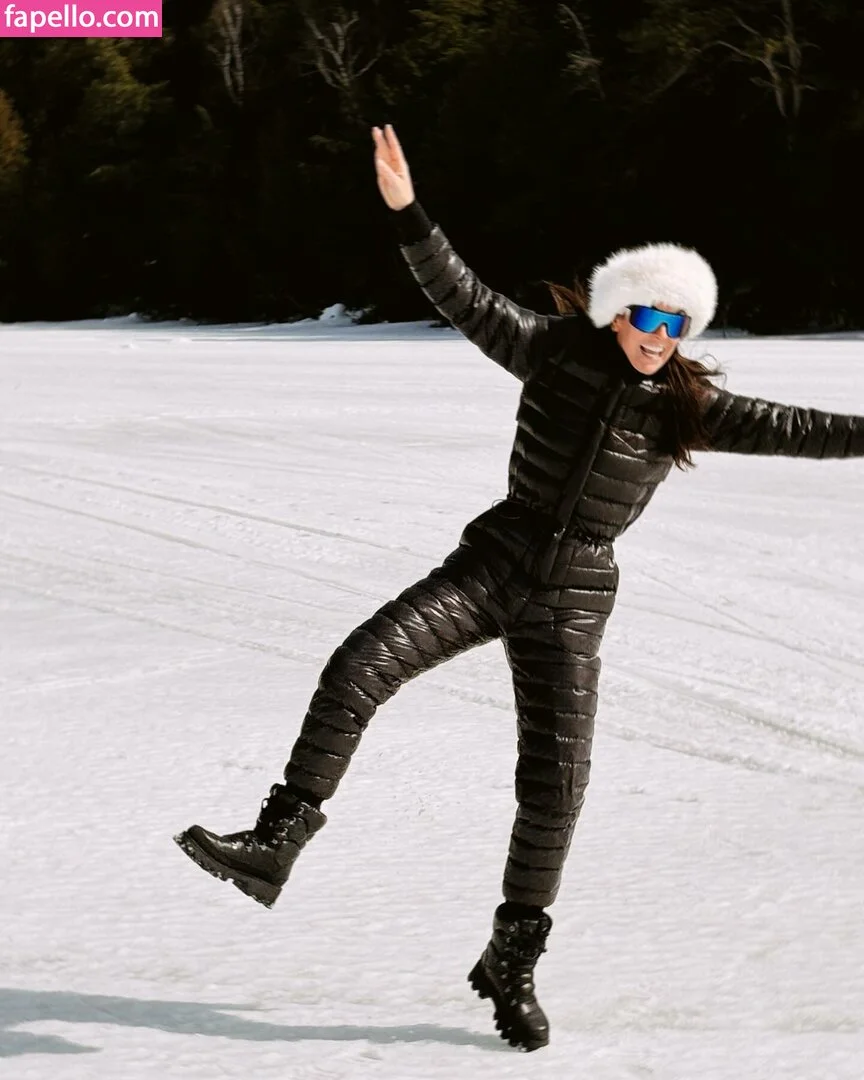 Serinda Swan / serindaswan Onlyfans Photo Gallery 