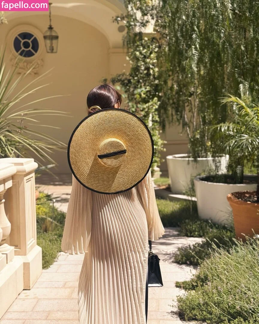 Serinda Swan / serindaswan Onlyfans Photo Gallery 