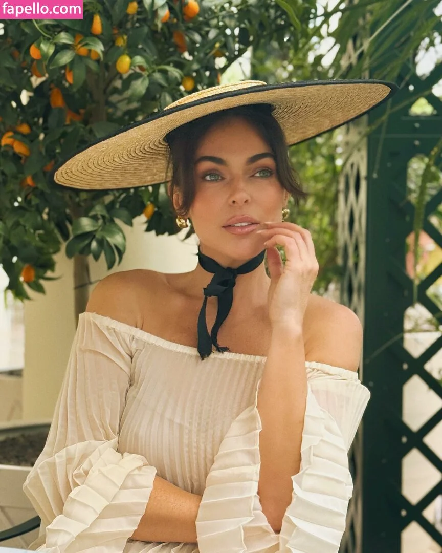 Serinda Swan / serindaswan Onlyfans Photo Gallery 