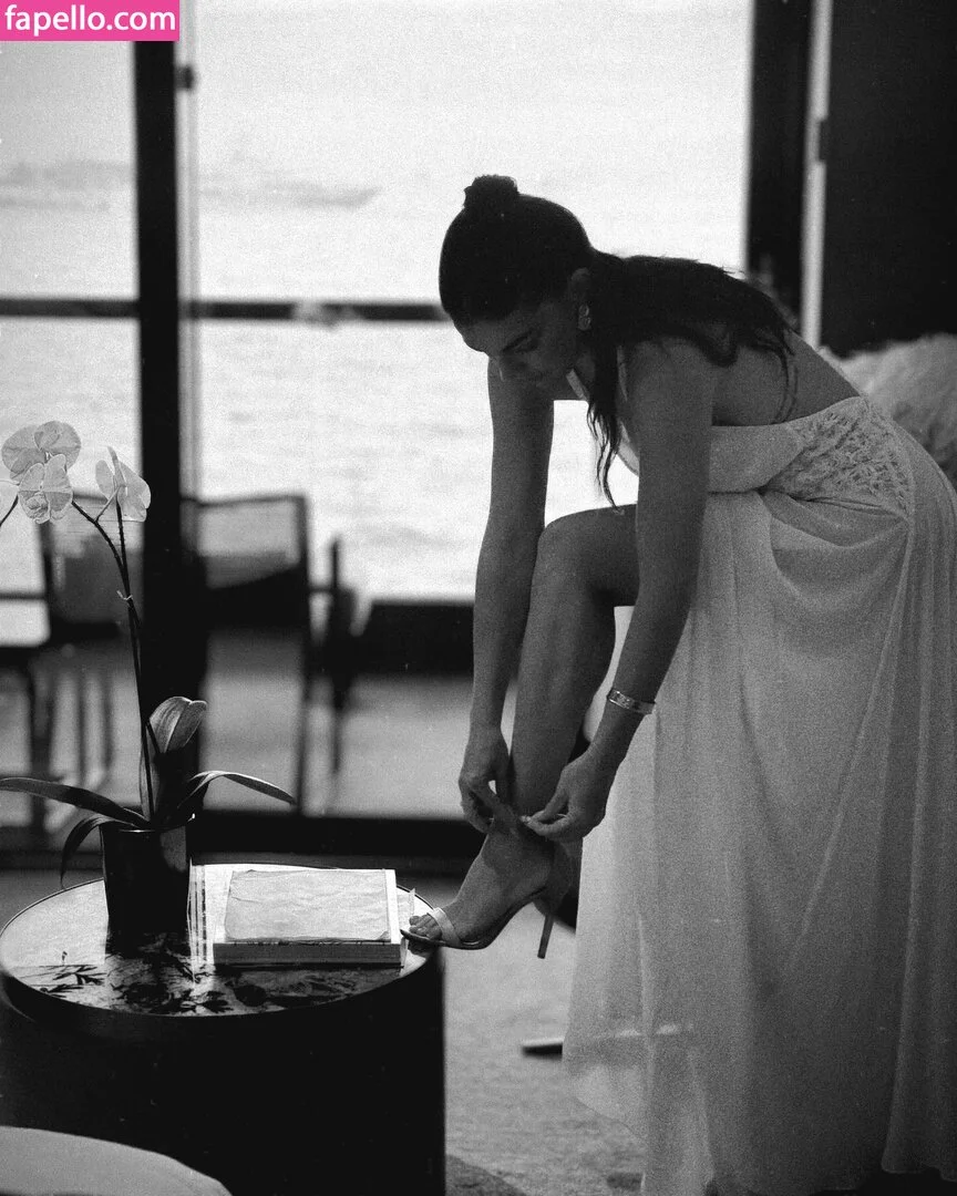 Serinda Swan / serindaswan Onlyfans Photo Gallery 