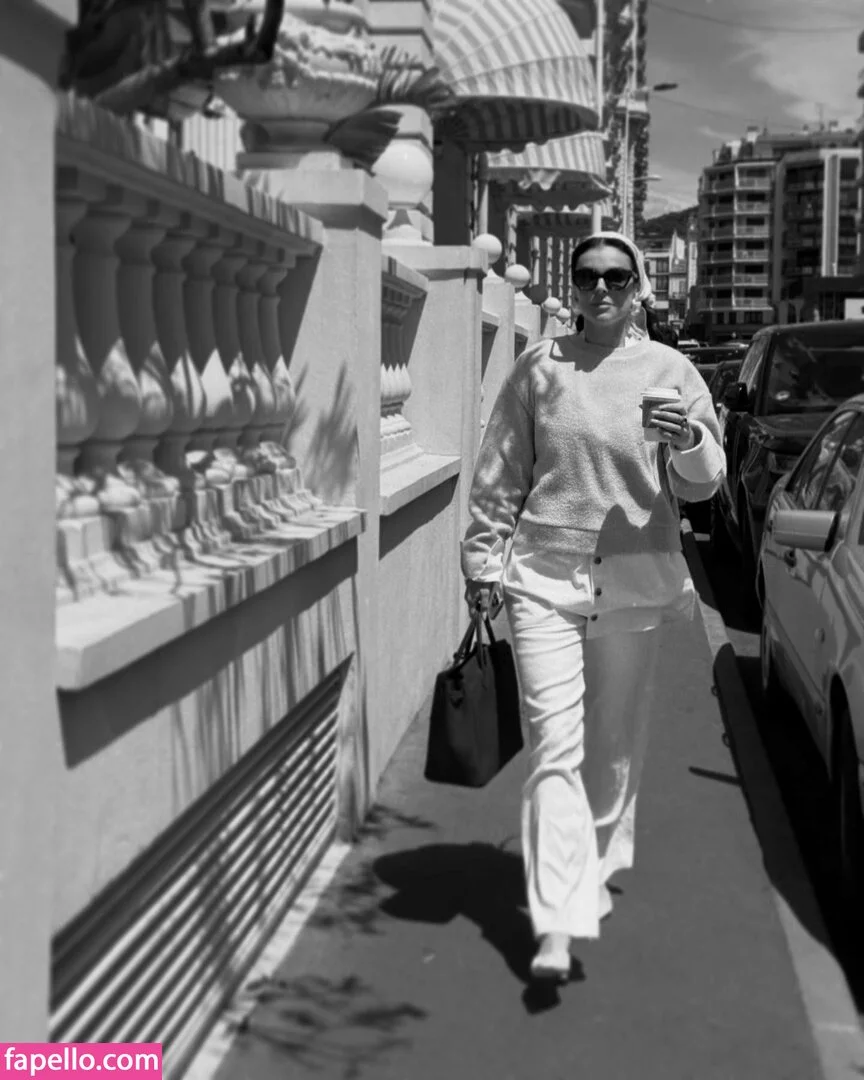 Serinda Swan / serindaswan Onlyfans Photo Gallery 