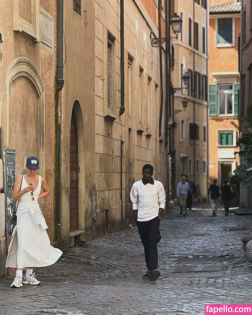 Serinda Swan / serindaswan Onlyfans Photo Gallery 