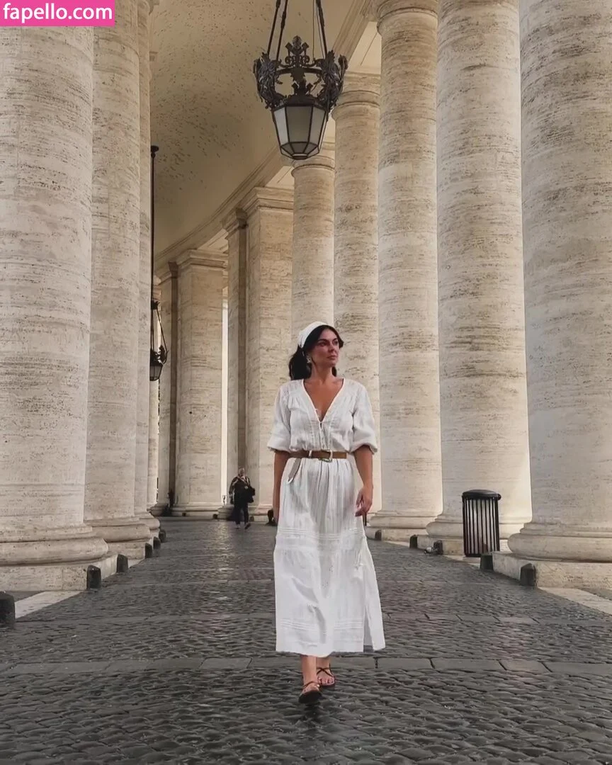 Serinda Swan / serindaswan Onlyfans Photo Gallery 