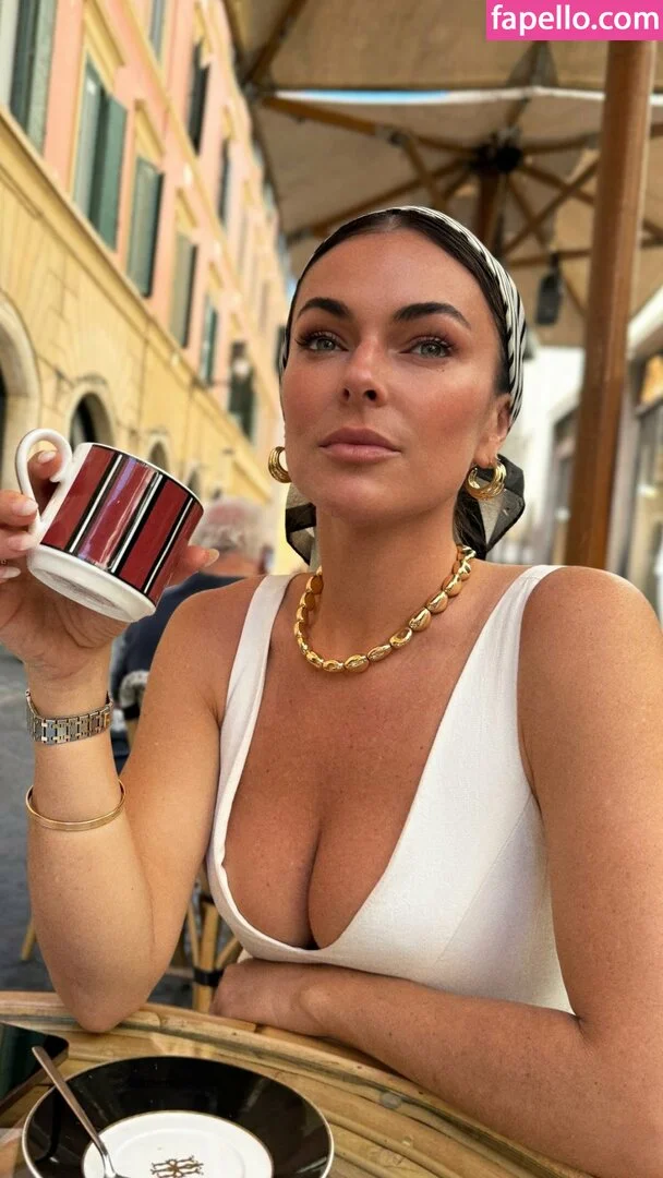 Serinda Swan / serindaswan Onlyfans Photo Gallery 