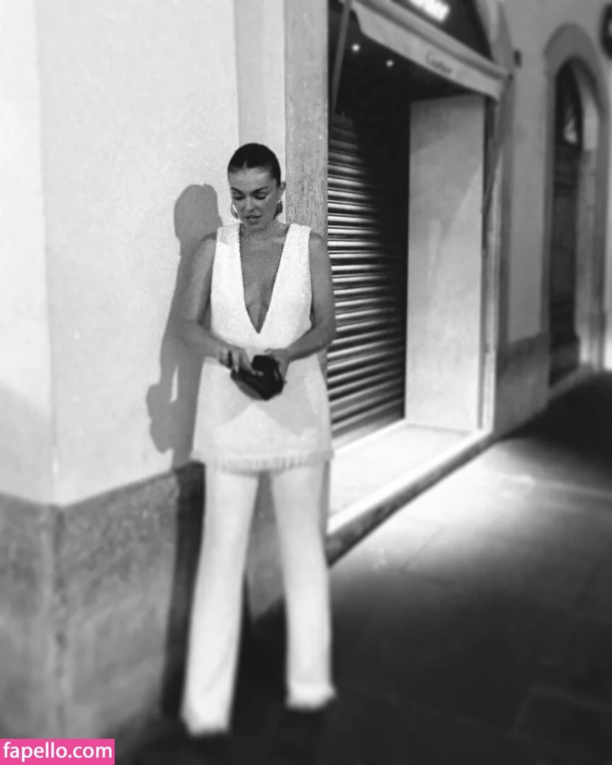 Serinda Swan / serindaswan Onlyfans Photo Gallery 