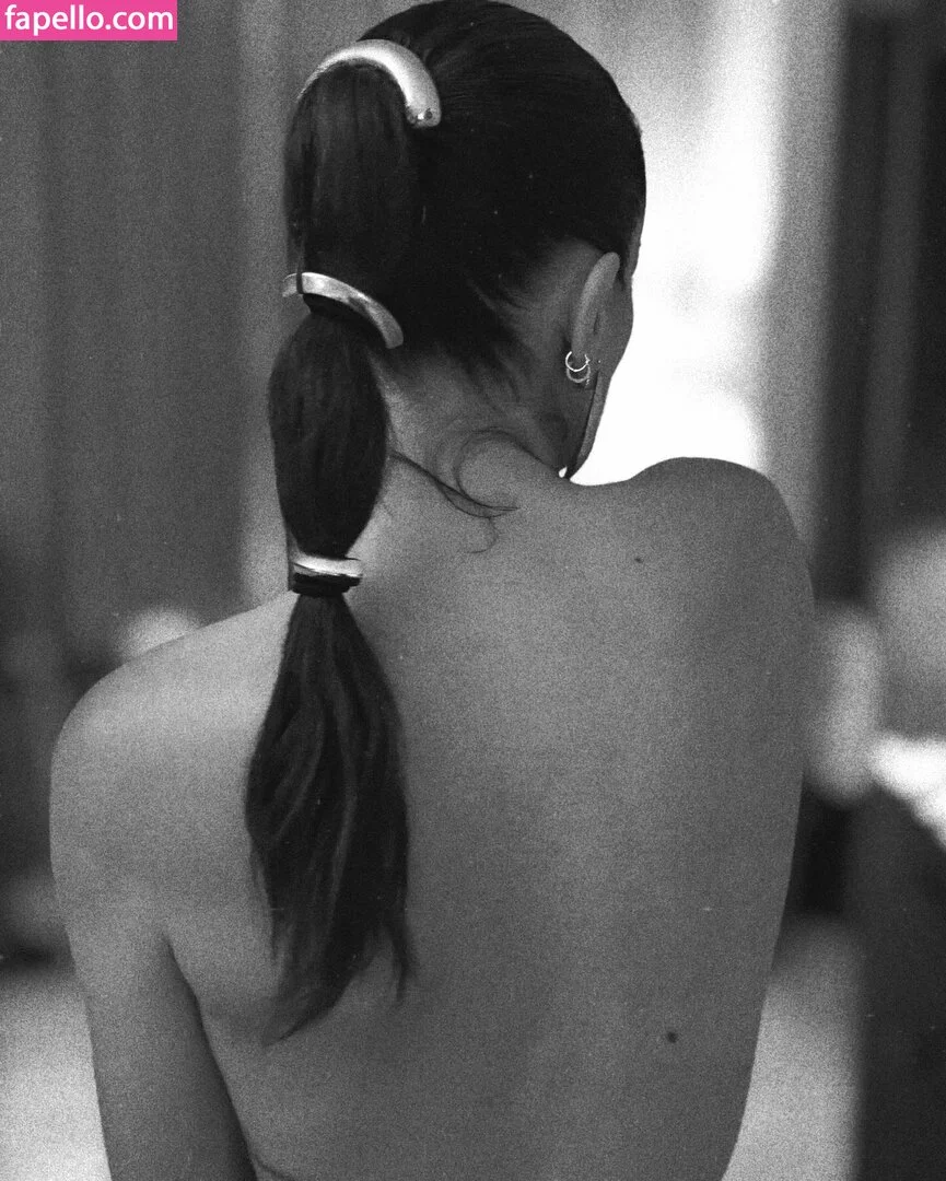 Serinda Swan / serindaswan Onlyfans Photo Gallery 