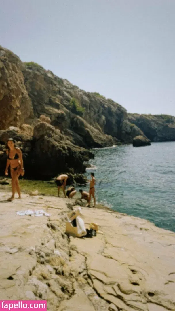 Serinda Swan / serindaswan Onlyfans Photo Gallery 