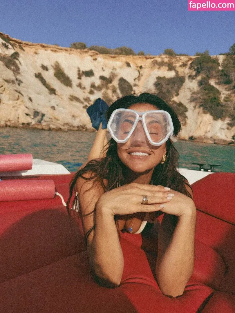 Serinda Swan / serindaswan Onlyfans Photo Gallery 