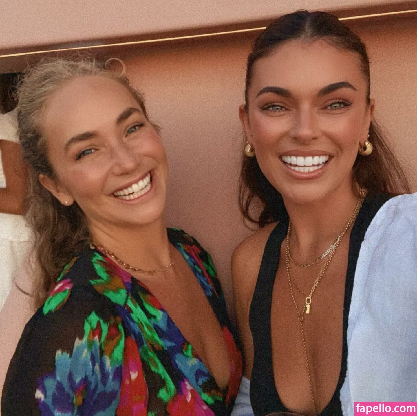 Serinda Swan / serindaswan Onlyfans Photo Gallery 