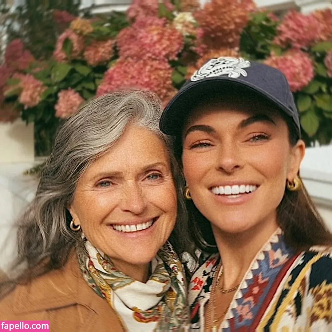 Serinda Swan / serindaswan Onlyfans Photo Gallery 