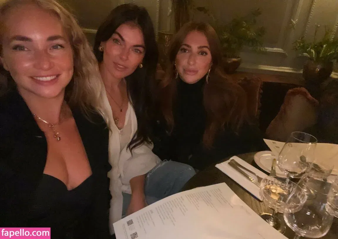 Serinda Swan / serindaswan Onlyfans Photo Gallery 