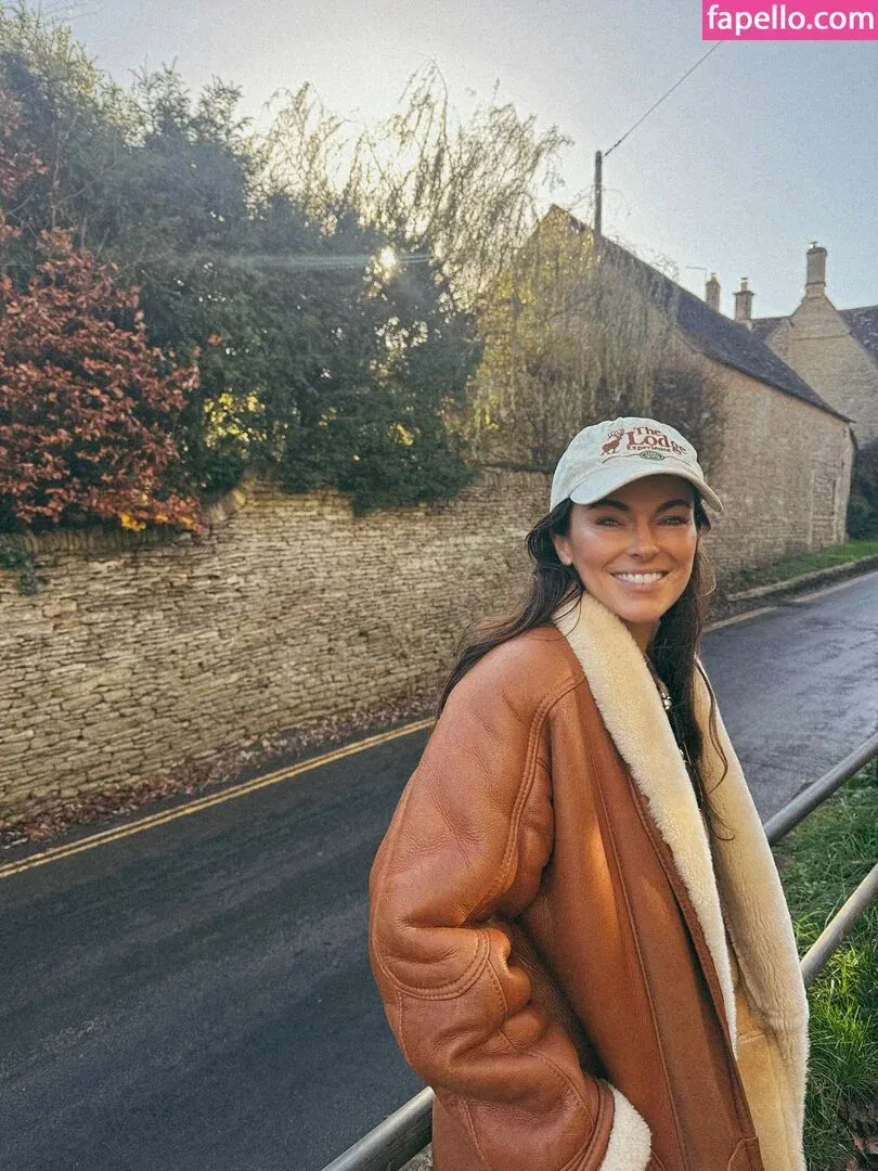 Serinda Swan / serindaswan Onlyfans Photo Gallery 