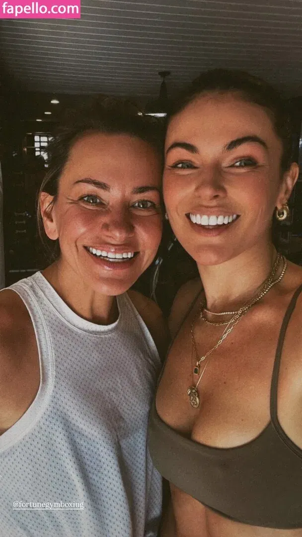 Serinda Swan / serindaswan Onlyfans Photo Gallery 