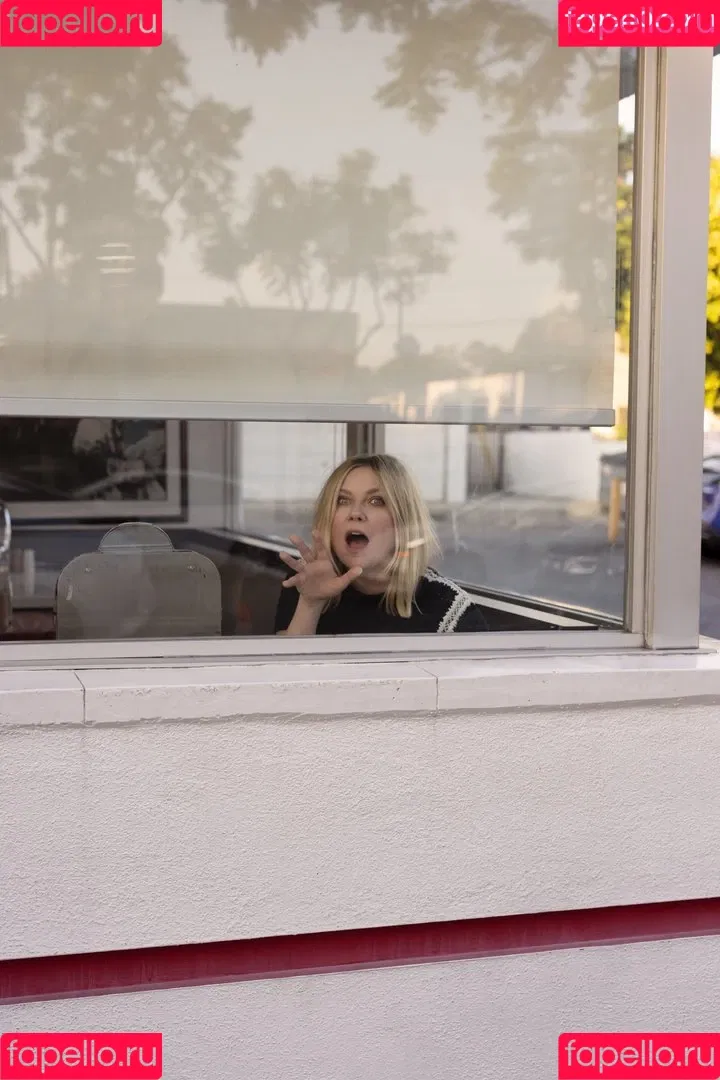 Kirsten Dunst / kirstendunst Onlyfans Photo Gallery 