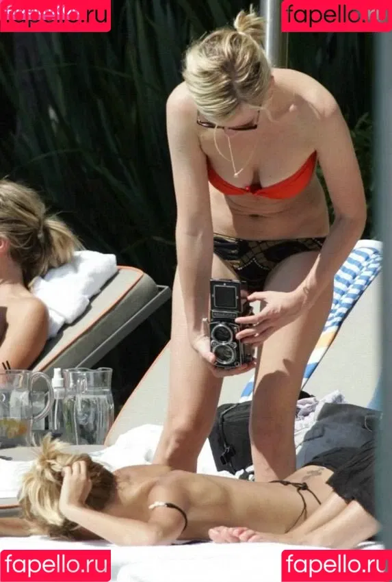 Kirsten Dunst / kirstendunst Onlyfans Photo Gallery 