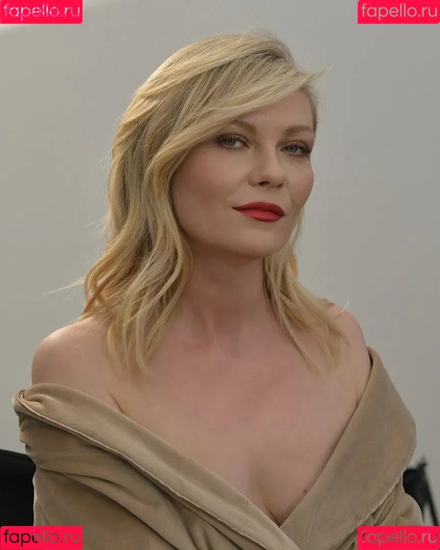Kirsten Dunst / kirstendunst Onlyfans Photo Gallery 