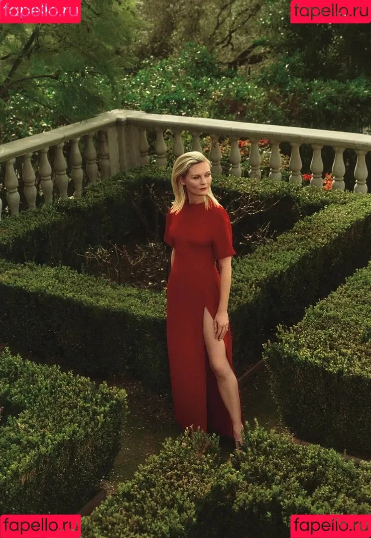 Kirsten Dunst / kirstendunst Onlyfans Photo Gallery 
