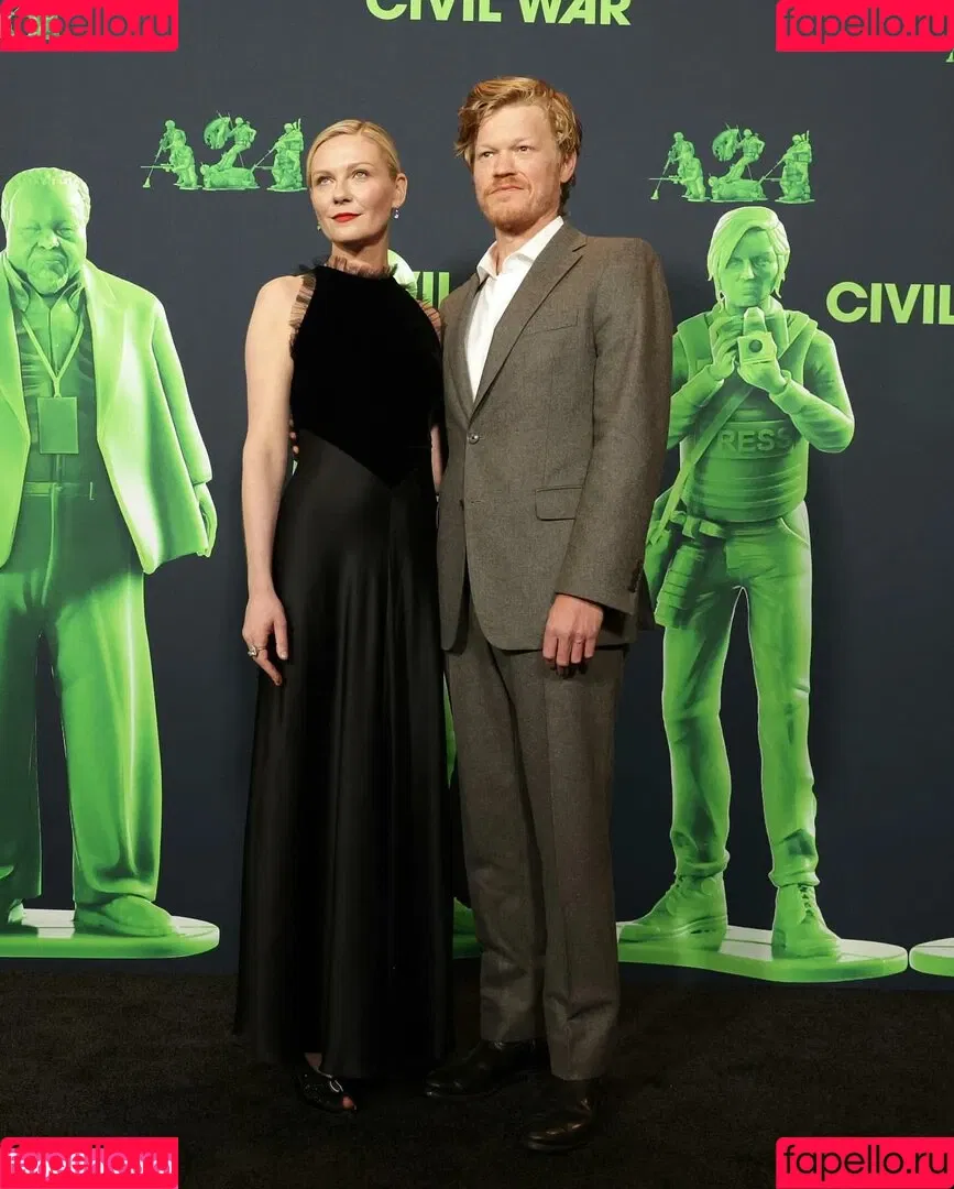 Kirsten Dunst / kirstendunst Onlyfans Photo Gallery 