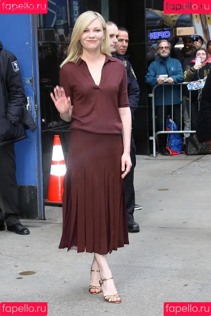Kirsten Dunst / kirstendunst Onlyfans Photo Gallery 