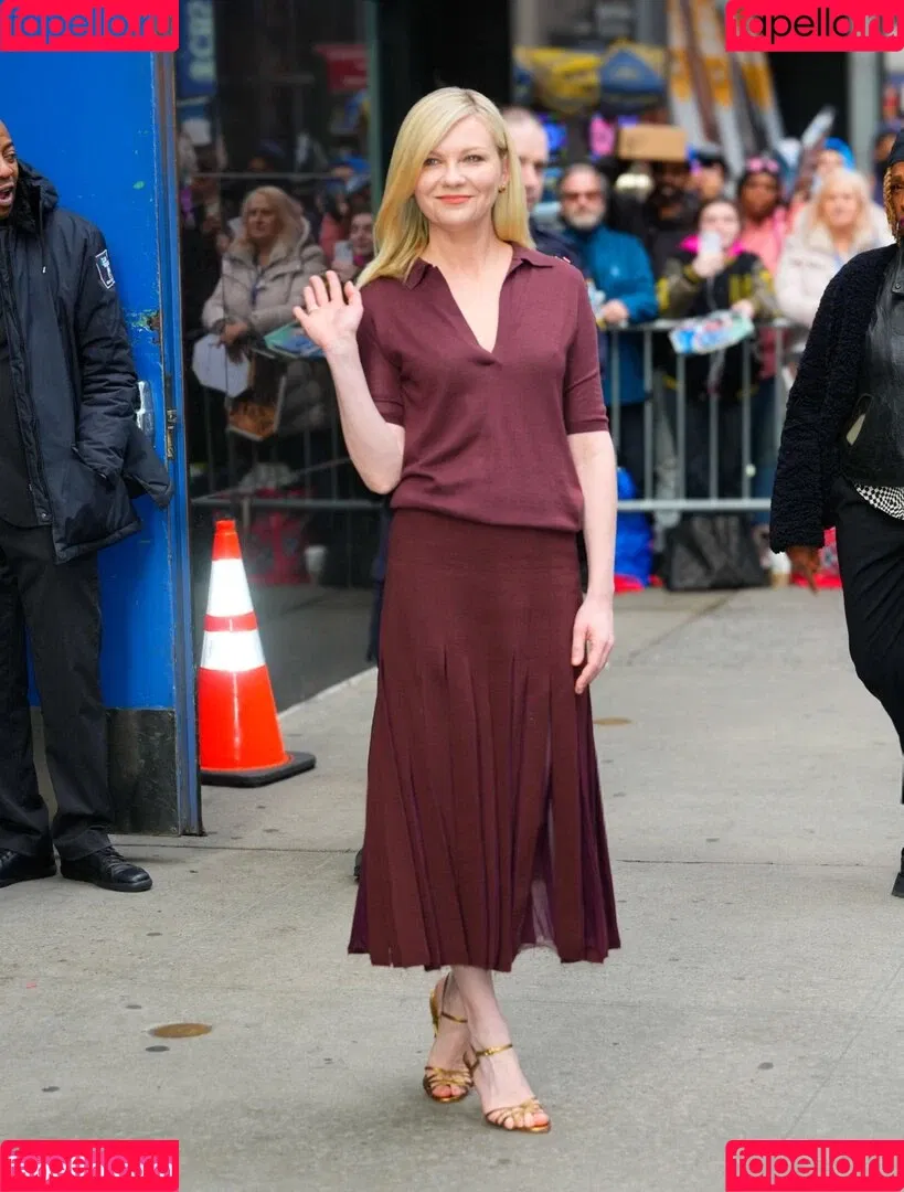 Kirsten Dunst / kirstendunst Onlyfans Photo Gallery 