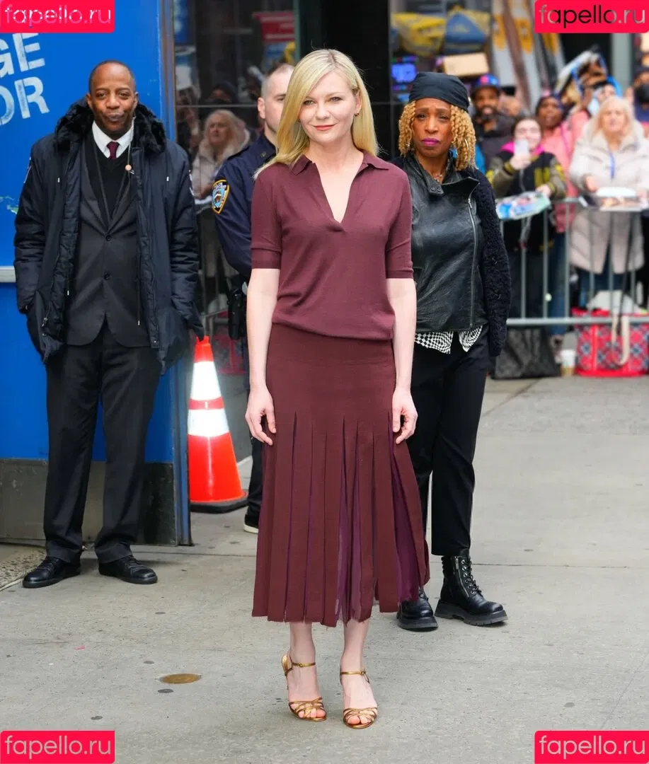 Kirsten Dunst / kirstendunst Onlyfans Photo Gallery 