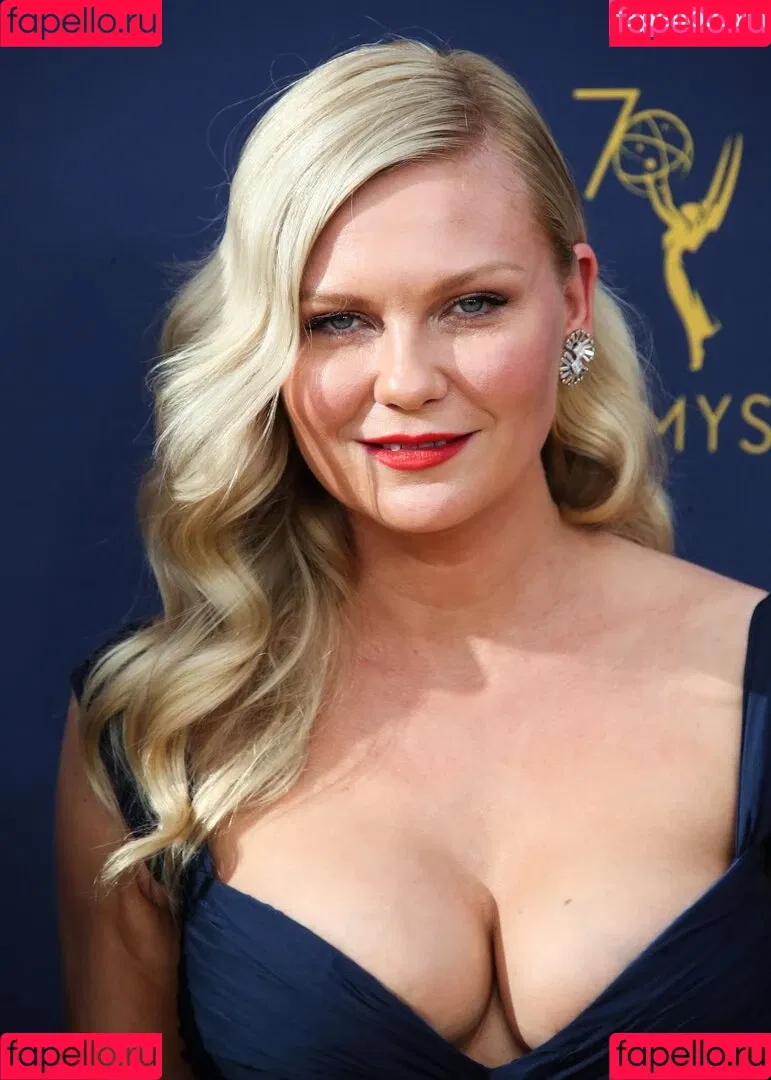 Kirsten Dunst / kirstendunst Onlyfans Photo Gallery 