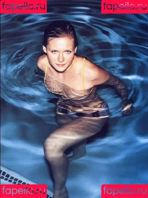 Kirsten Dunst / kirstendunst Onlyfans Photo Gallery 