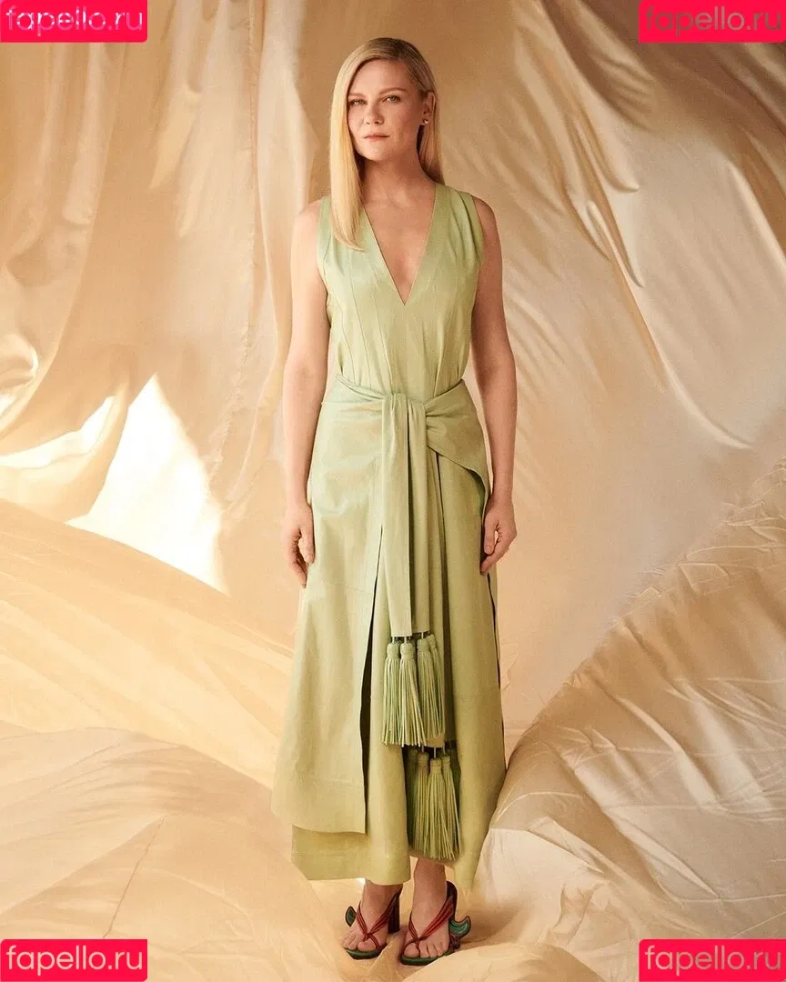 Kirsten Dunst / kirstendunst Onlyfans Photo Gallery 