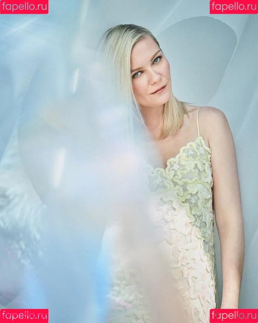 Kirsten Dunst / kirstendunst Onlyfans Photo Gallery 