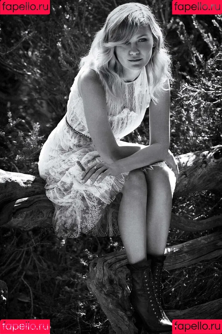Kirsten Dunst / kirstendunst Onlyfans Photo Gallery 