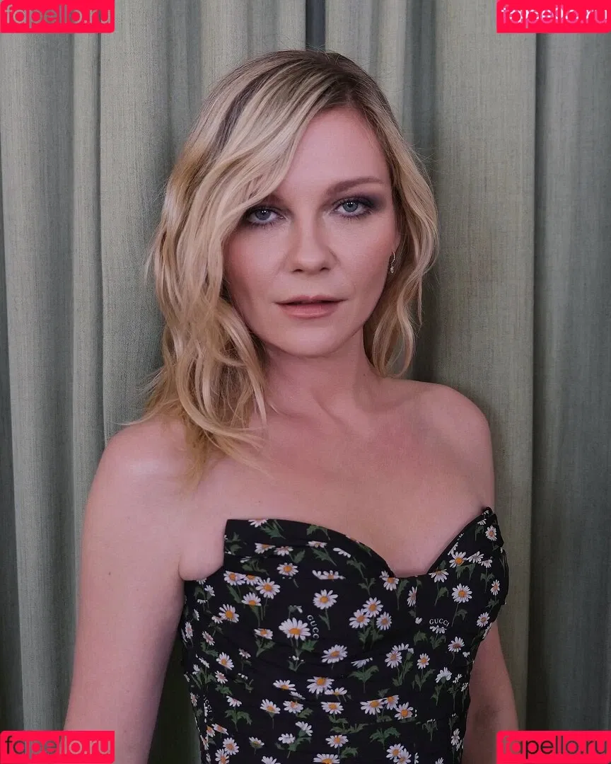 Kirsten Dunst / kirstendunst Onlyfans Photo Gallery 