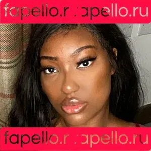 freakyfaie / freakyforeign2 Onlyfans Photo Gallery 