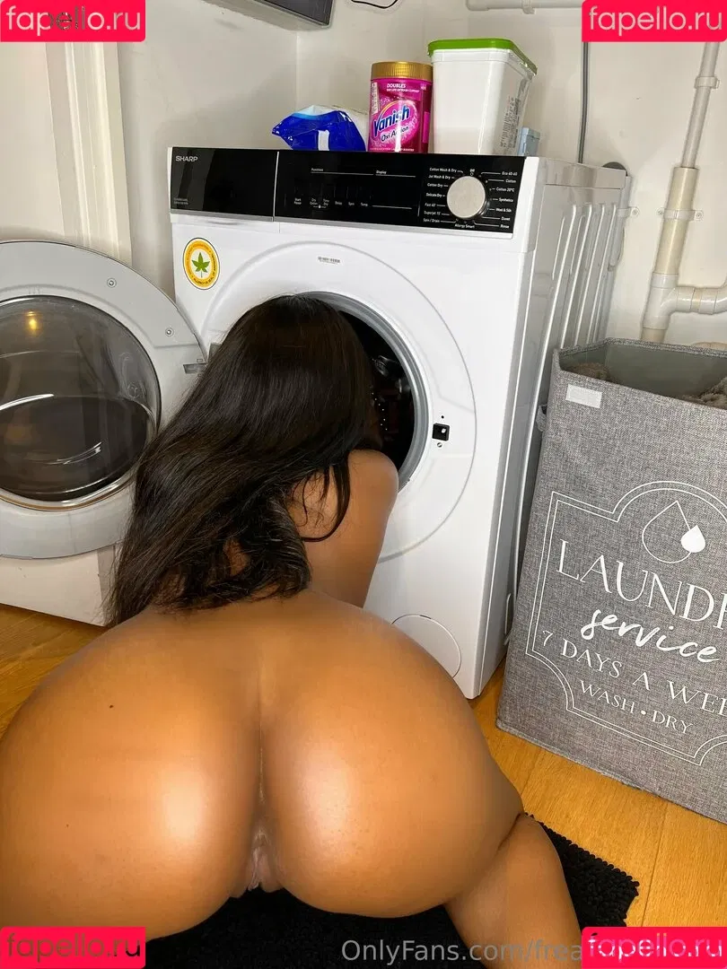freakyfaie / freakyforeign2 Onlyfans Photo Gallery 