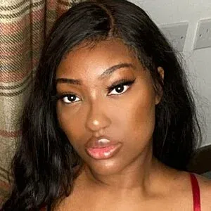 freakyfaie / freakyforeign2 Onlyfans Photo Gallery 