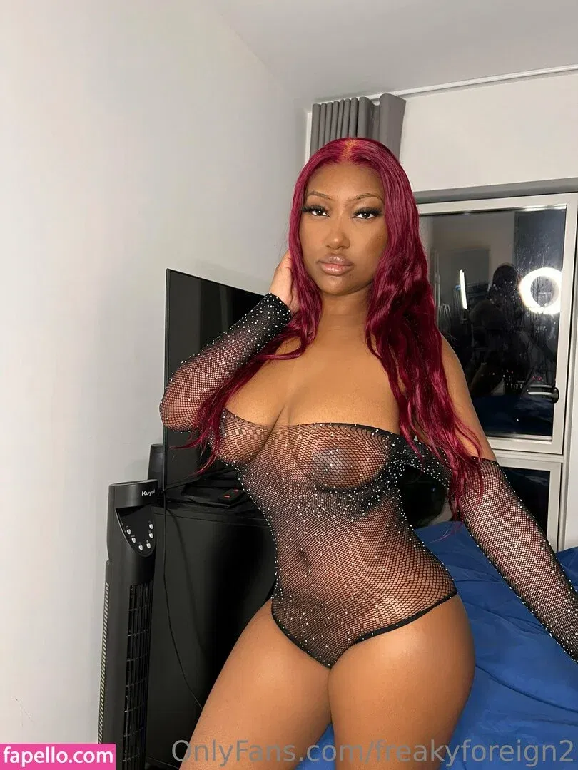 freakyfaie / freakyforeign2 Onlyfans Photo Gallery 