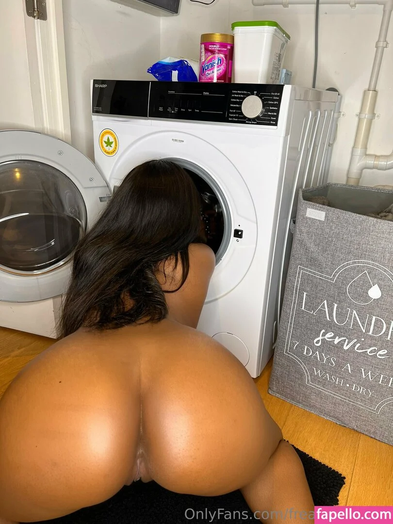 freakyfaie / freakyforeign2 Onlyfans Photo Gallery 