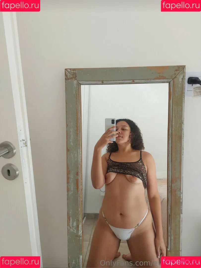 Evamaze / evamaze3 Onlyfans Photo Gallery 