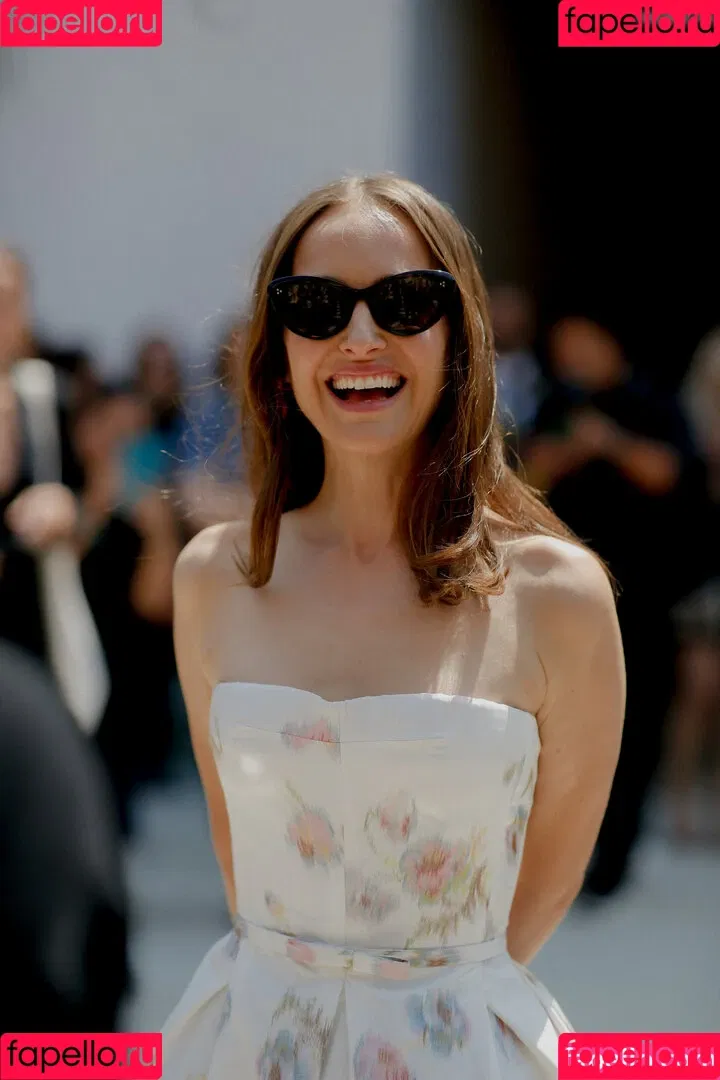 Natalie Portman / natalieportman Onlyfans Photo Gallery 