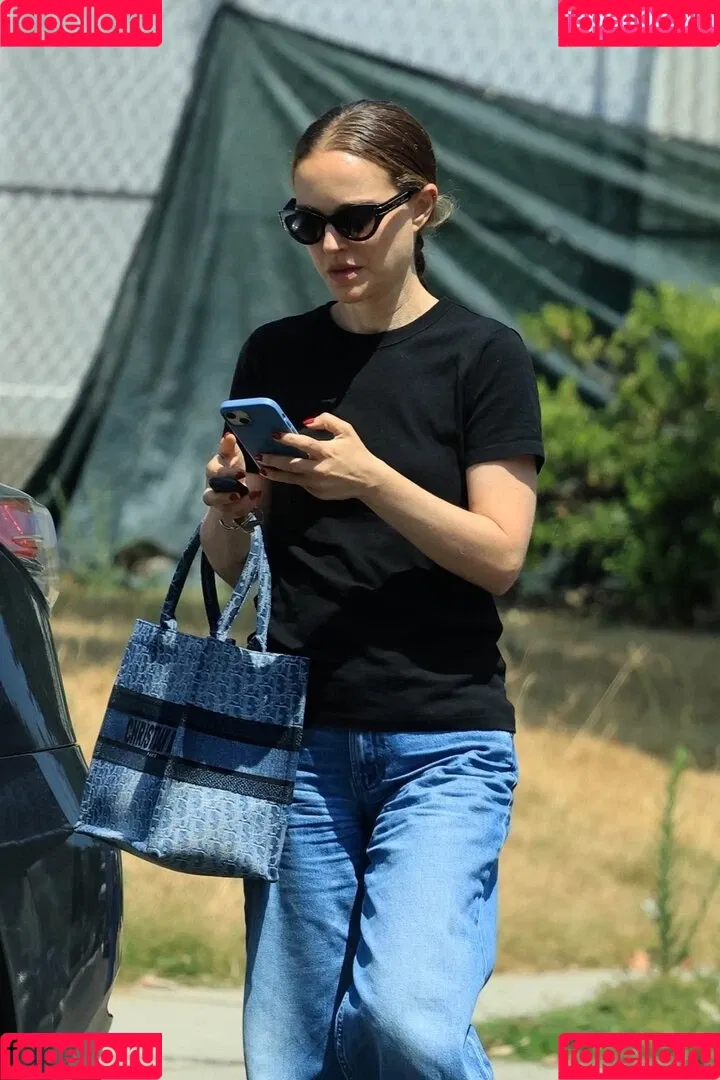 Natalie Portman / natalieportman Onlyfans Photo Gallery 