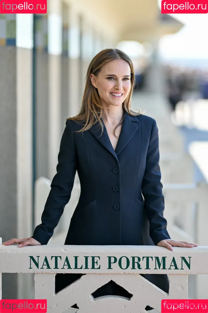 Natalie Portman / natalieportman Onlyfans Photo Gallery 