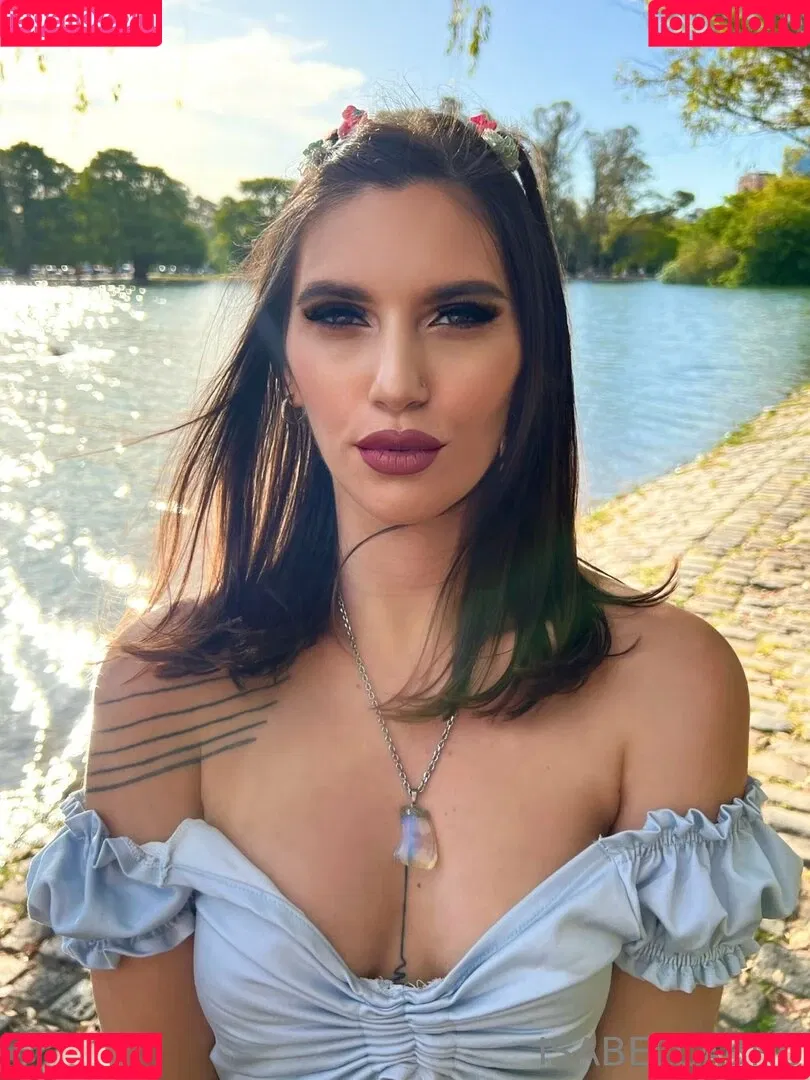 isabella.bru / isabellabru Onlyfans Photo Gallery 