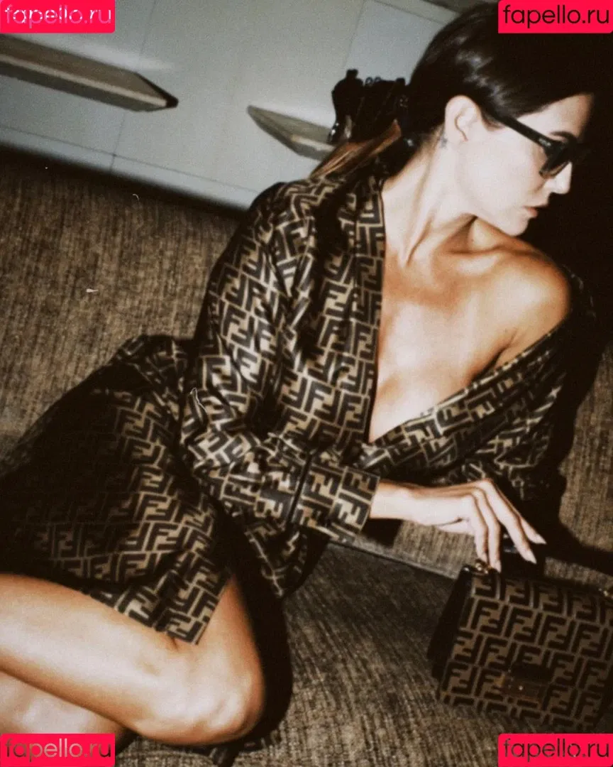 Deborah Secco / dedesecco Onlyfans Photo Gallery 