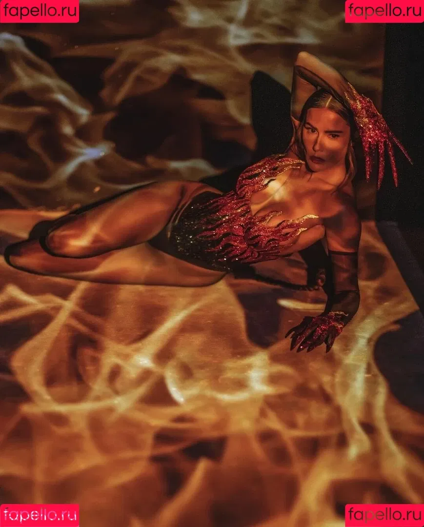 Deborah Secco / dedesecco Onlyfans Photo Gallery 