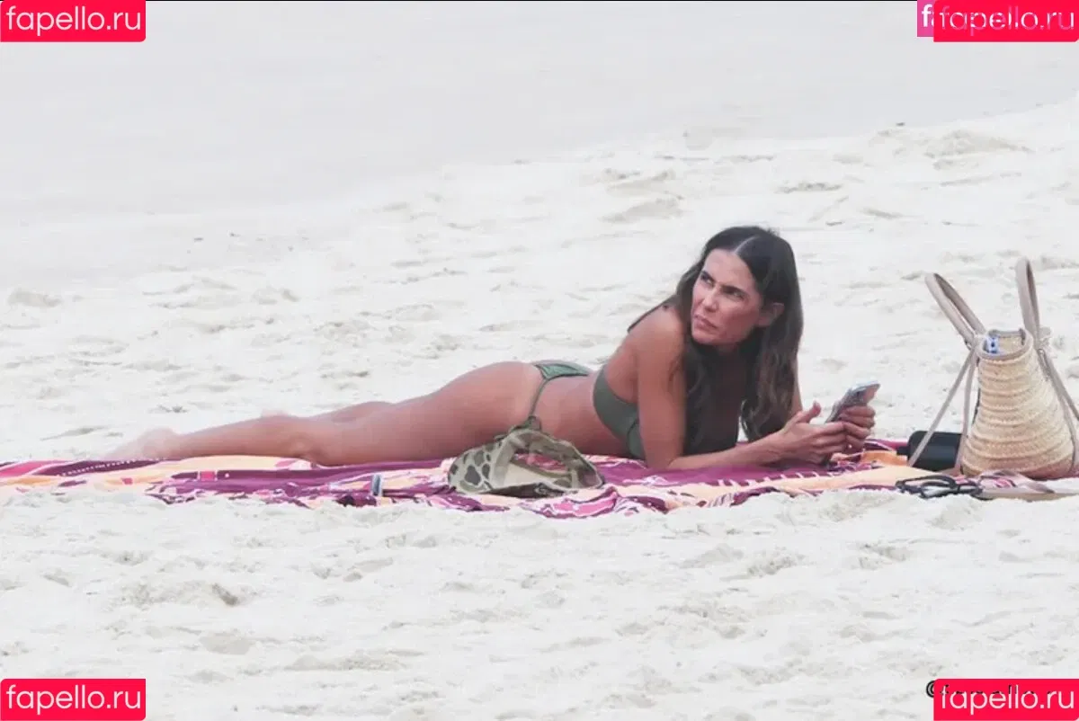 Deborah Secco / dedesecco Onlyfans Photo Gallery 