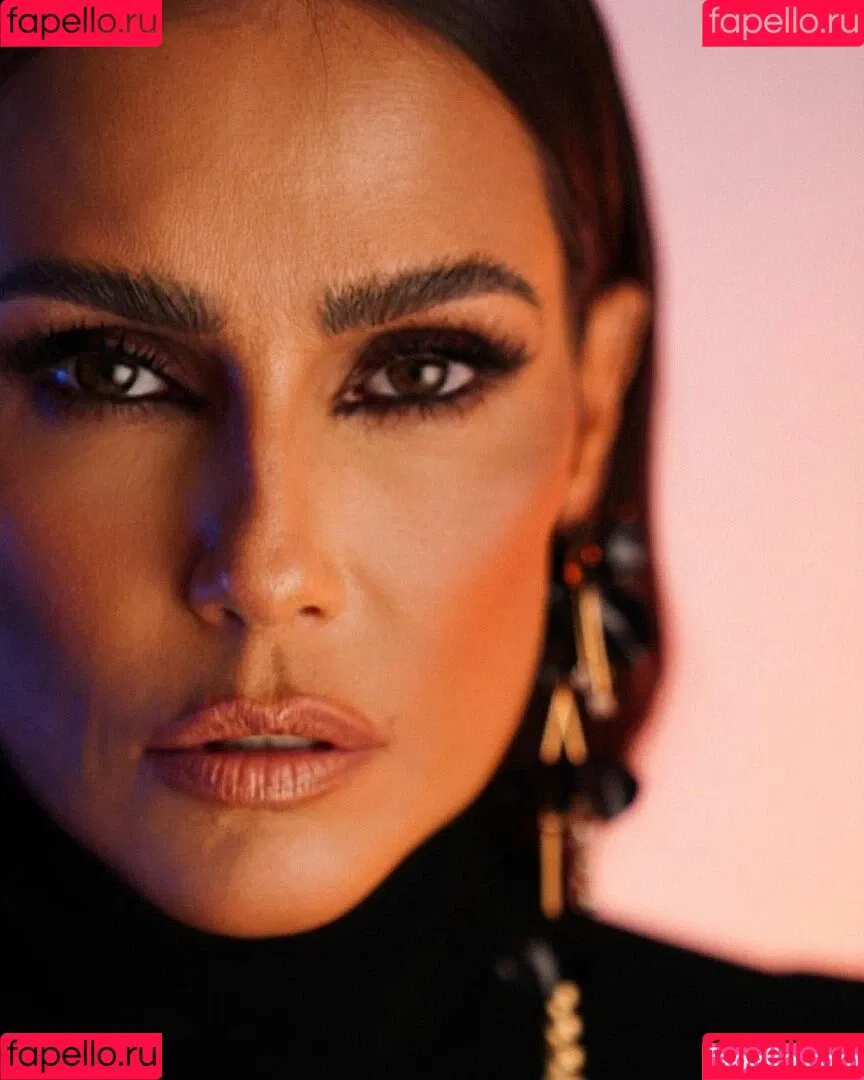 Deborah Secco / dedesecco Onlyfans Photo Gallery 
