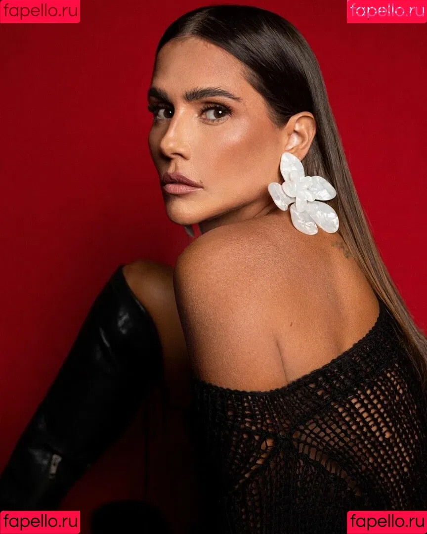 Deborah Secco / dedesecco Onlyfans Photo Gallery 