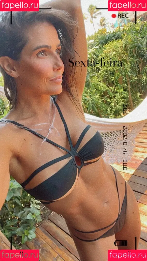 Deborah Secco / dedesecco Onlyfans Photo Gallery 