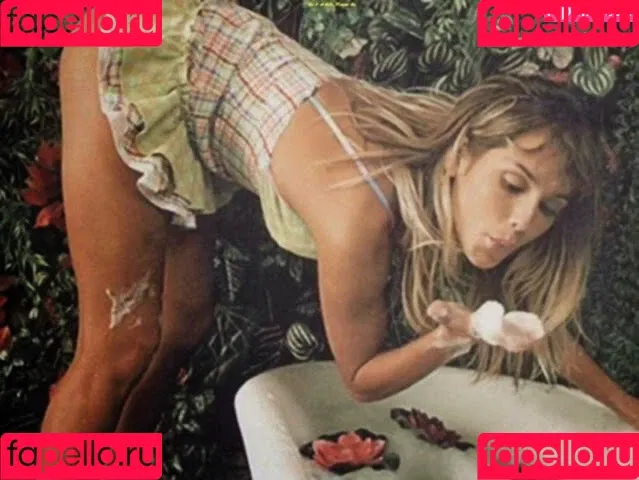 Deborah Secco / dedesecco Onlyfans Photo Gallery 