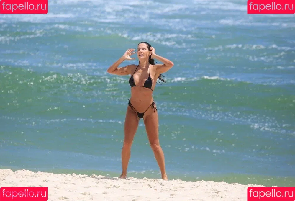 Deborah Secco / dedesecco Onlyfans Photo Gallery 